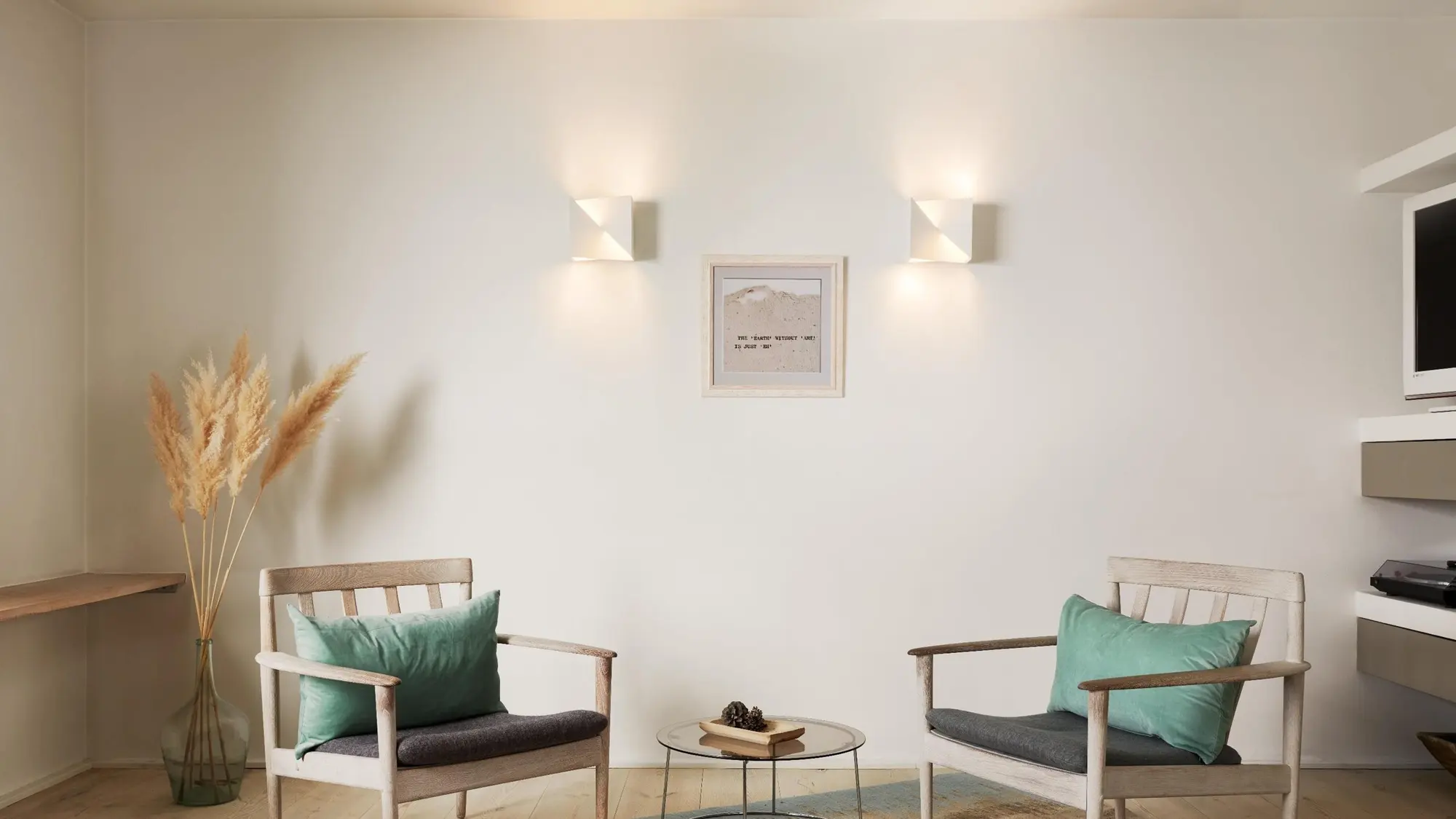 Серия SMART+ MATTER Wall Swan на OSRAM в интериор