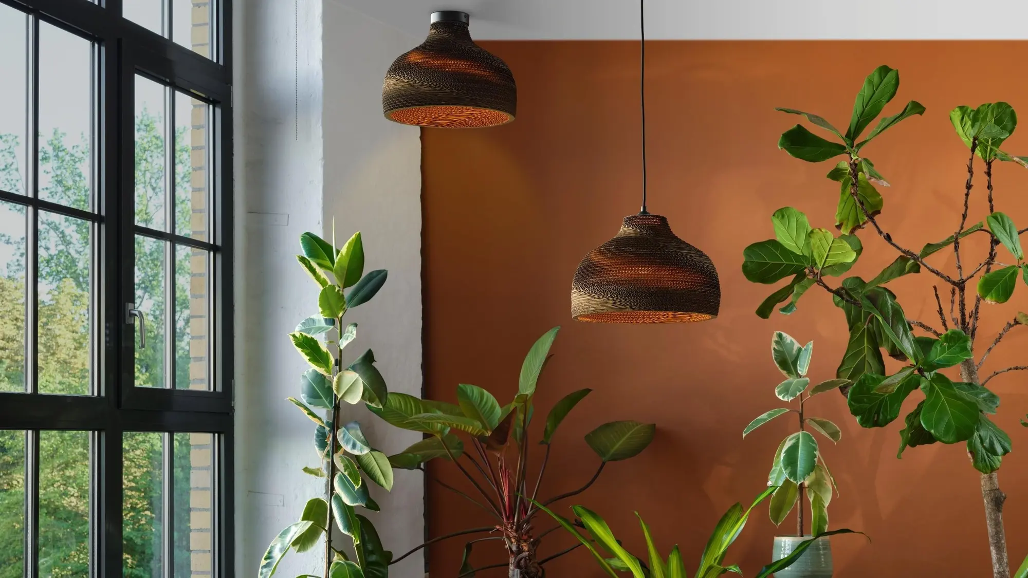 Серия Decor Cardboard Hat на OSRAM в интериор